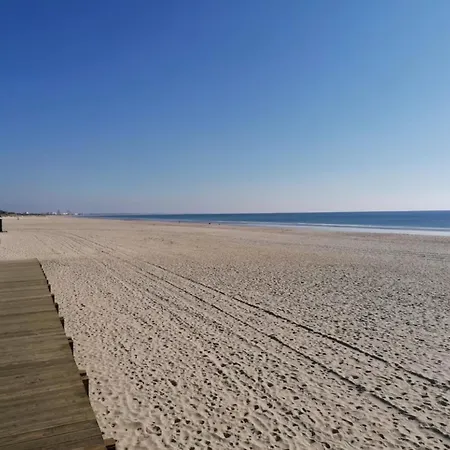 Dunamar 公寓 *